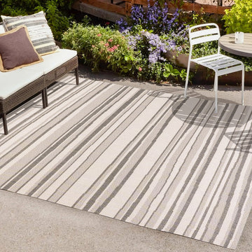 Castara Wavy Stripe Modern Indoor/outdoor Area Rug